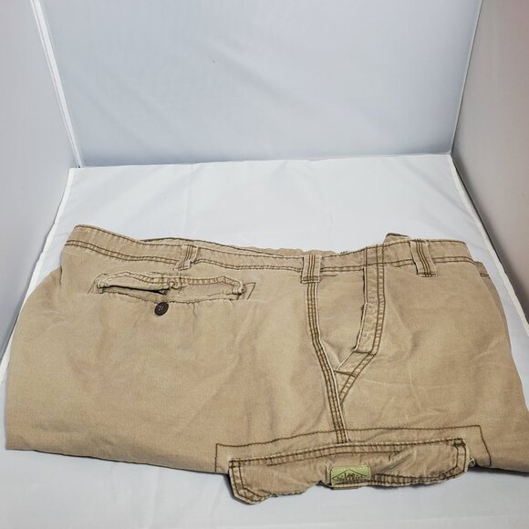 4 pair of men’s big and tall shorts, size 52. 3 pair Lee , 1 pair Geoffry Beane - Picture 6 of 6